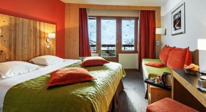 Hotel Les Bruyeres, Les Menuires ski chalet, image 5